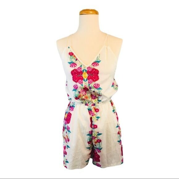 Choies Nordstrom NWT Shorts Romper Floral Roses Spaghetti Strap V-neck - Picture 3 of 8